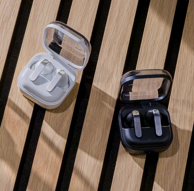 Galaxy Buds austiņas Samsung veikalos